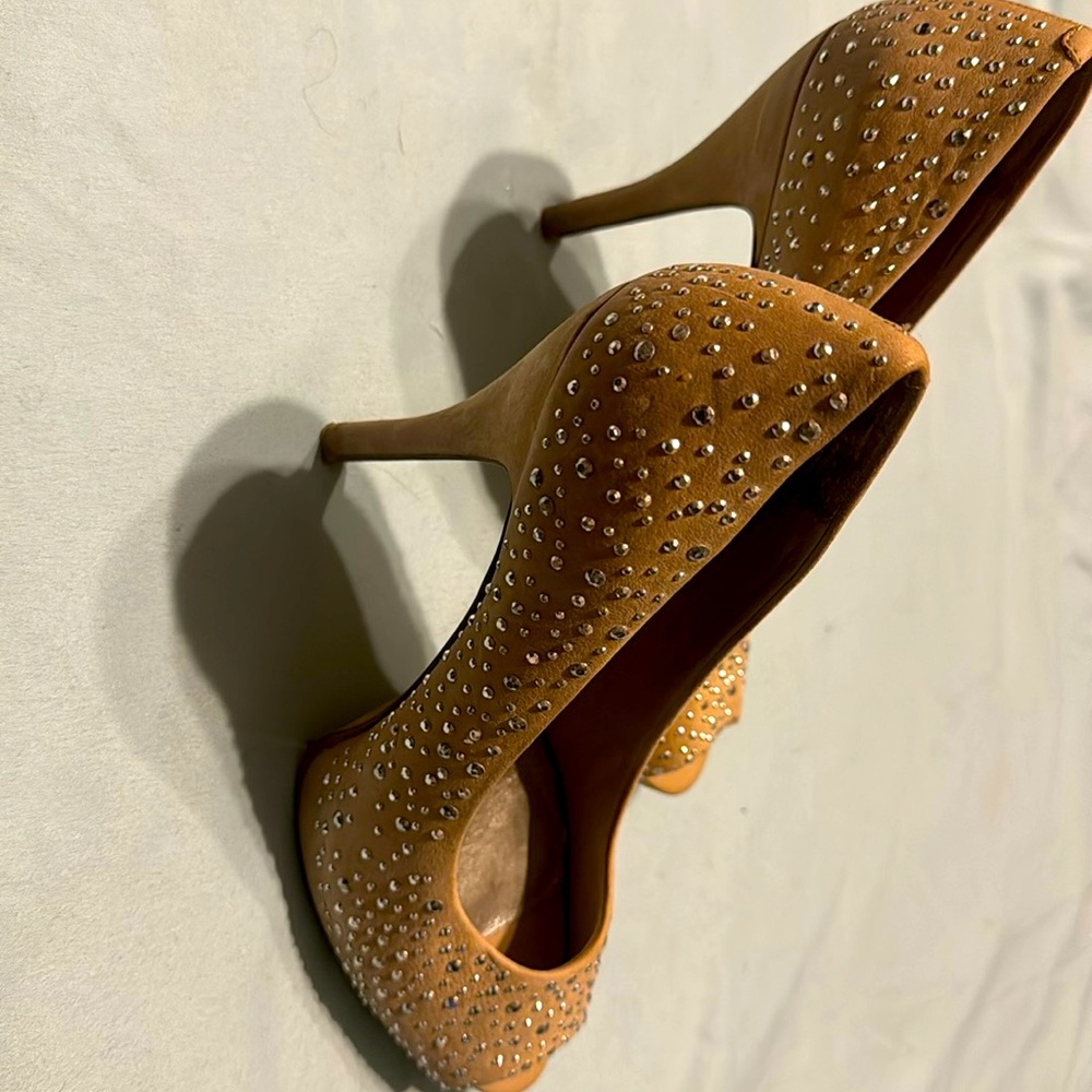 Light peach Gianni Bini diamond studded stiletto.